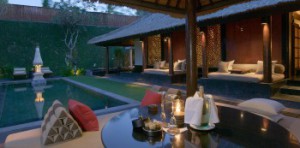 7-Legian-Bali_Club_Rooms_1Bedroom-Villa_Pool-View-02_v-1-350x173
