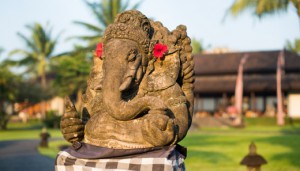 Outdoor-Entrance Elephant Statue